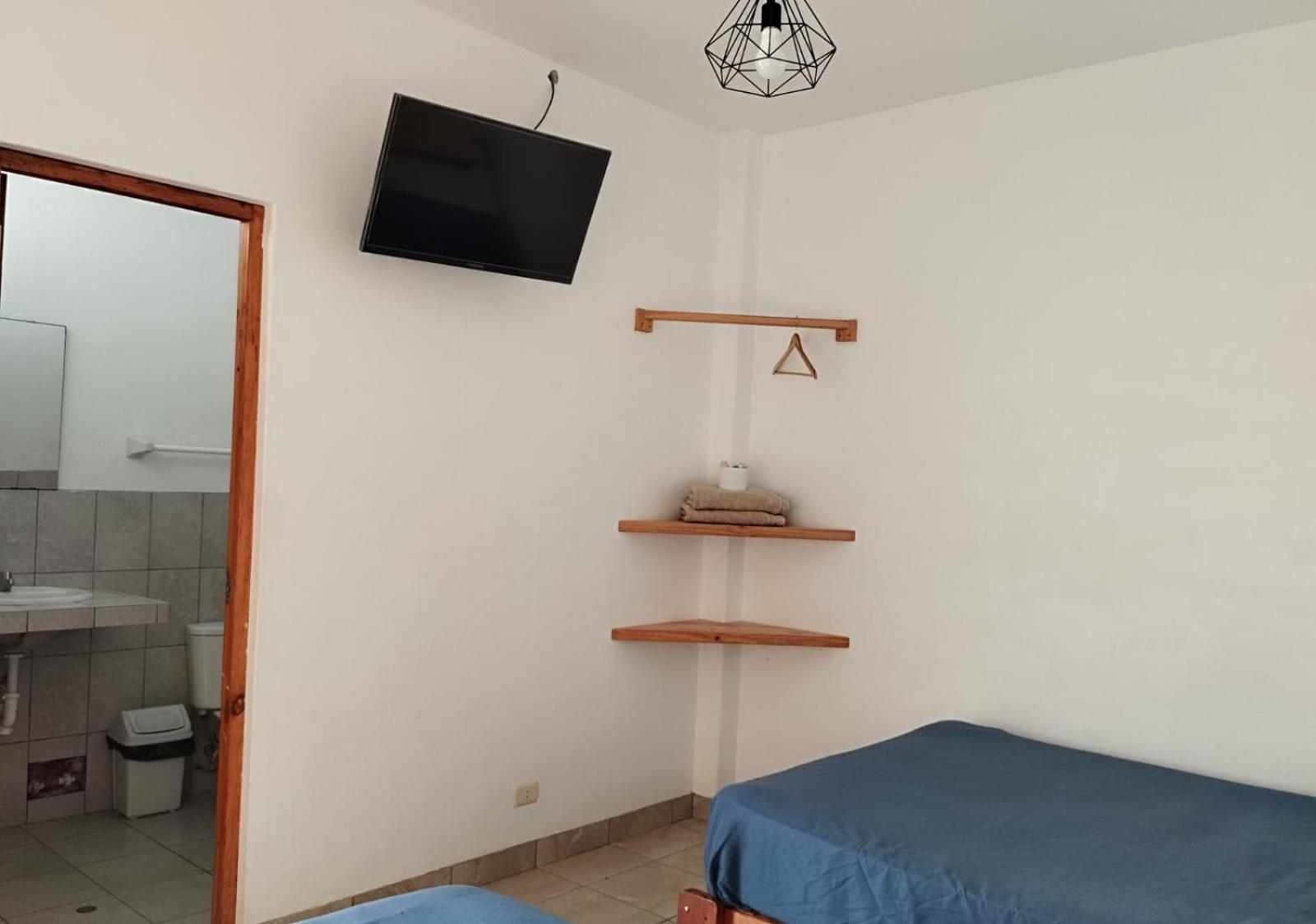 Ravenala Paracas Hostel Buitenkant foto